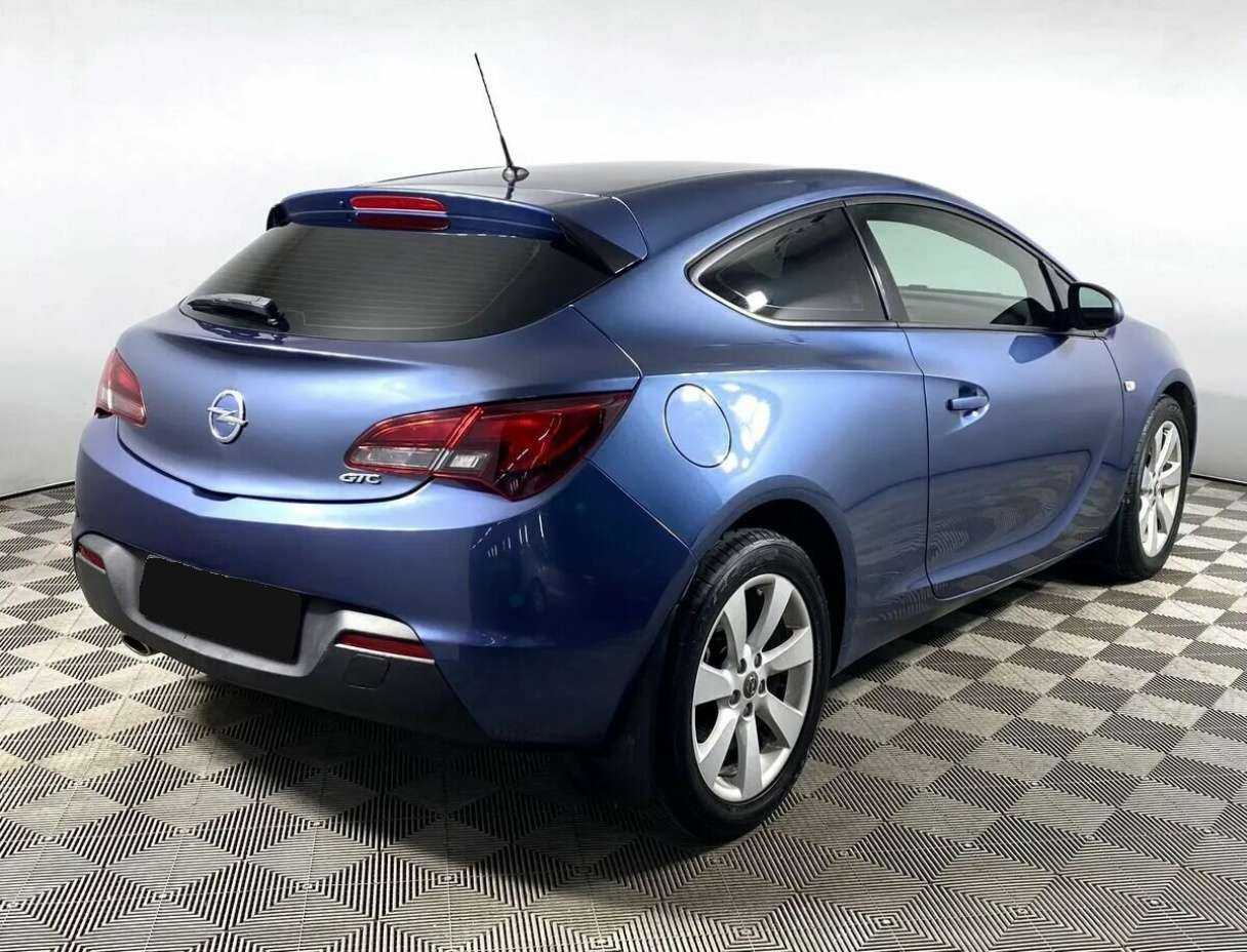 Opel Astra GTC, 2013 Фото №5