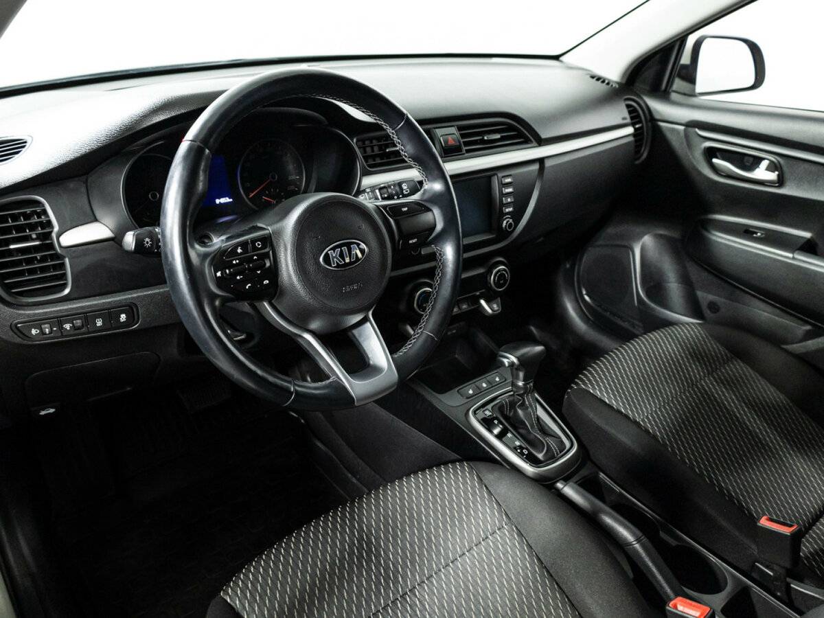 Kia Rio X-Line IV, 2018 Фото №11