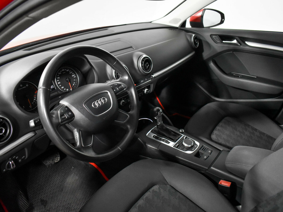 Audi A3 Sportback III (8V), 2013 Фото №9