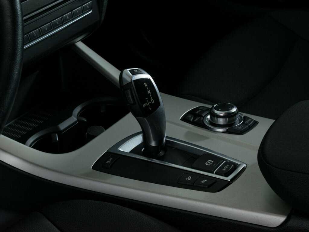 BMW X3 20i xDrive, 2012 Фото №16