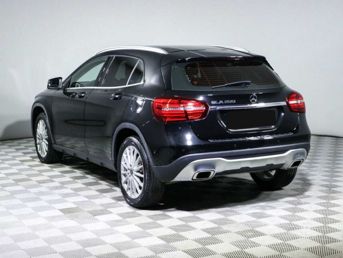 Mercedes-Benz GLA 200, 2017 Фото №7