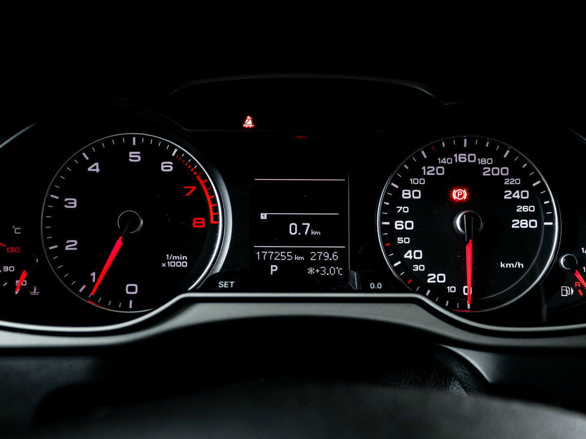 Audi A4 IV (B8) Рестайлинг, 2014 Фото №9