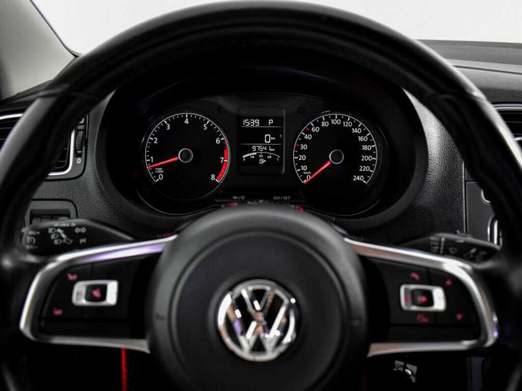 Volkswagen Polo, 2018 Фото №17