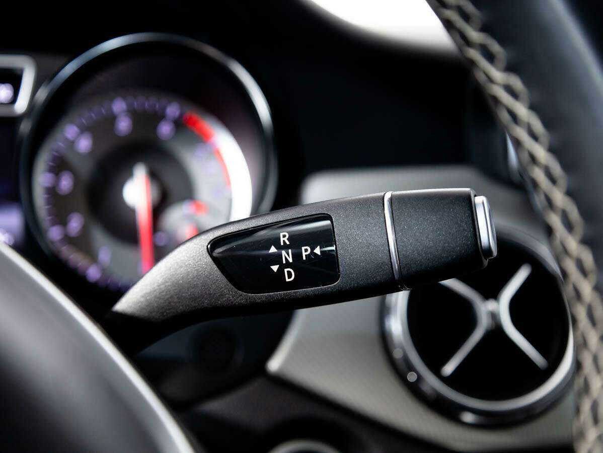 Mercedes-Benz GLA 250, 2014 Фото №16