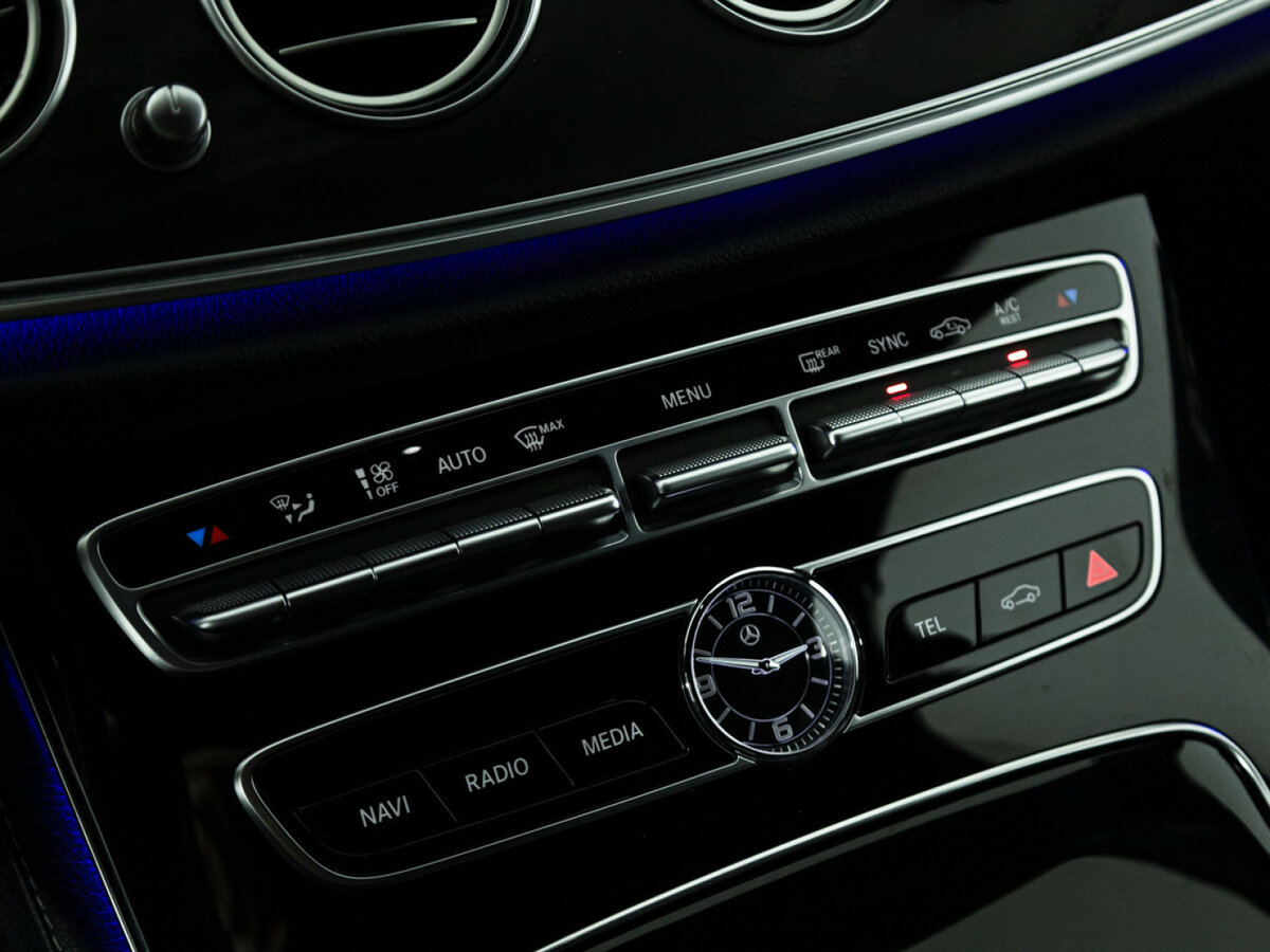 Mercedes-Benz E-Класс 200 V (W213, S213, C238), 2017 Фото №13