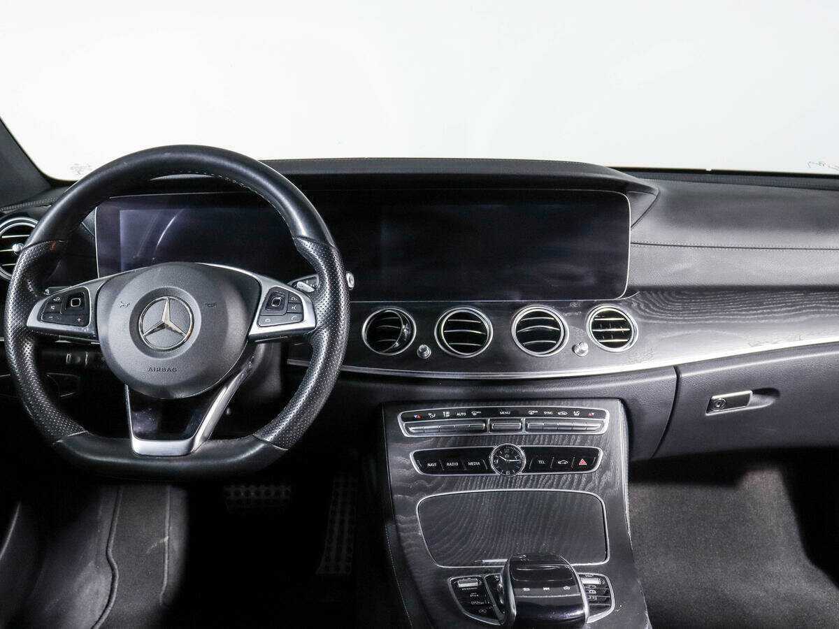 Mercedes-Benz E-Класс 200, 2017 Фото №12