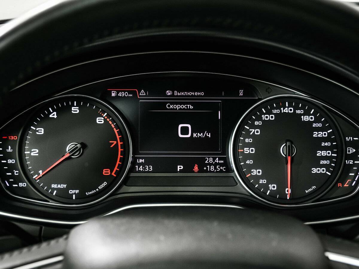 Audi A4, 2015 Фото №10