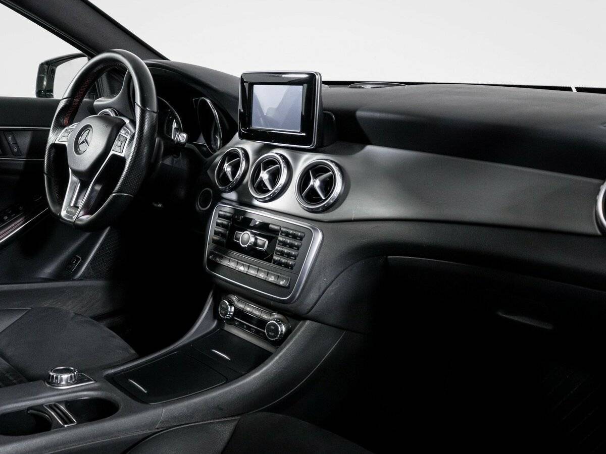 Mercedes-Benz GLA 250, 2014 Фото №8