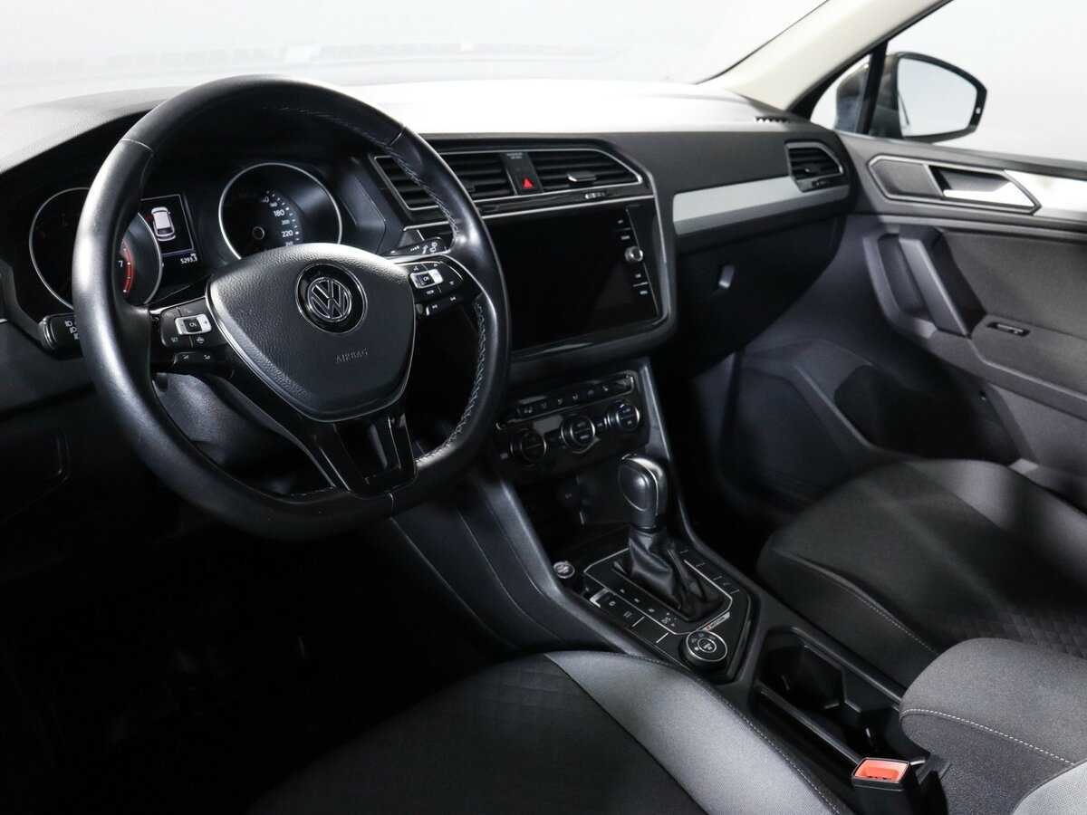 Volkswagen Tiguan, 2020 Фото №11