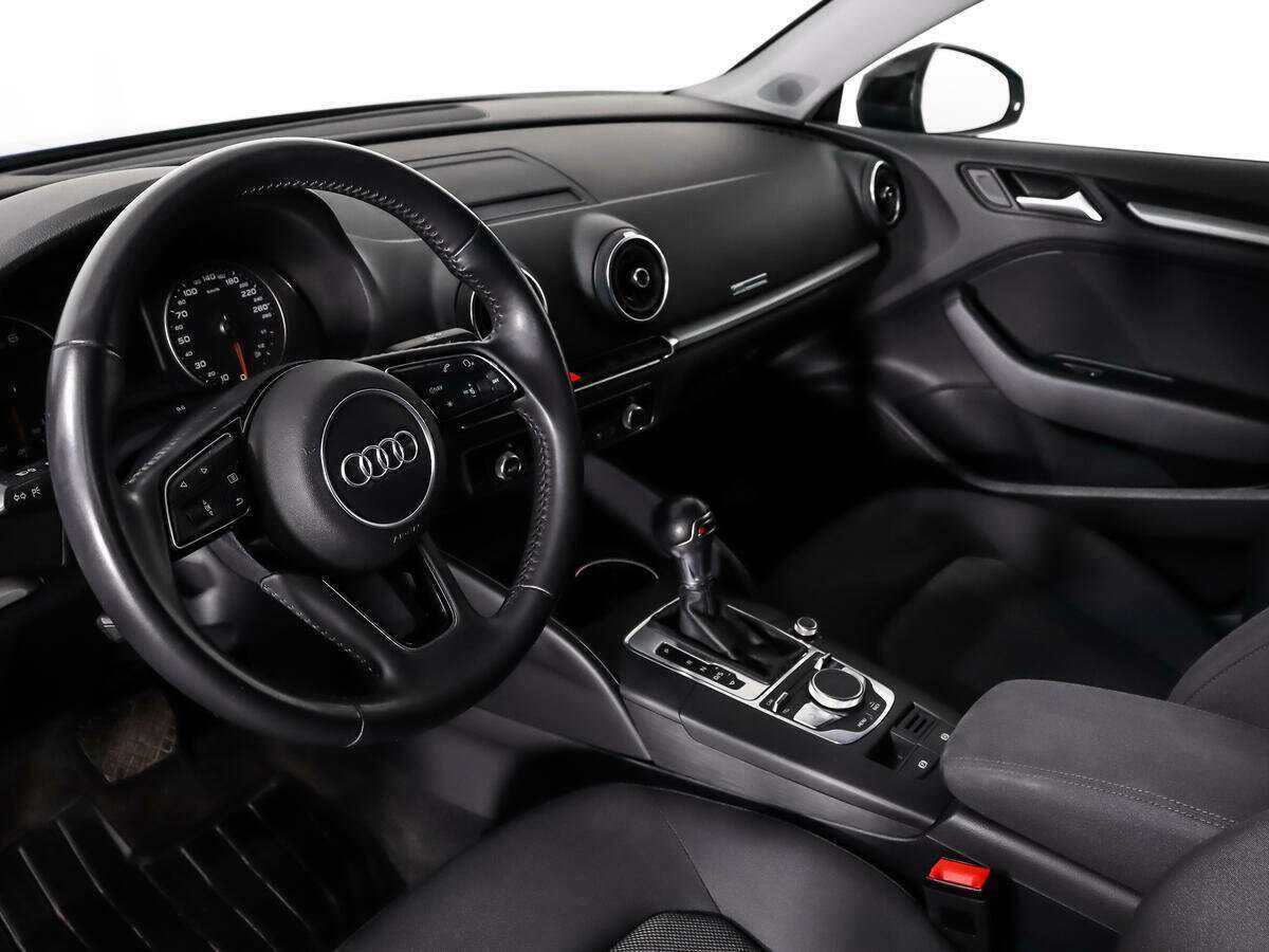 Audi A3, 2019 Фото №8