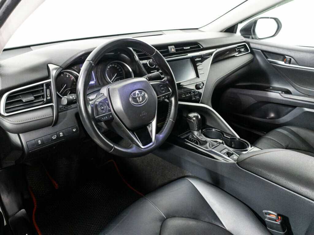 Toyota Camry, 2020 Фото №11