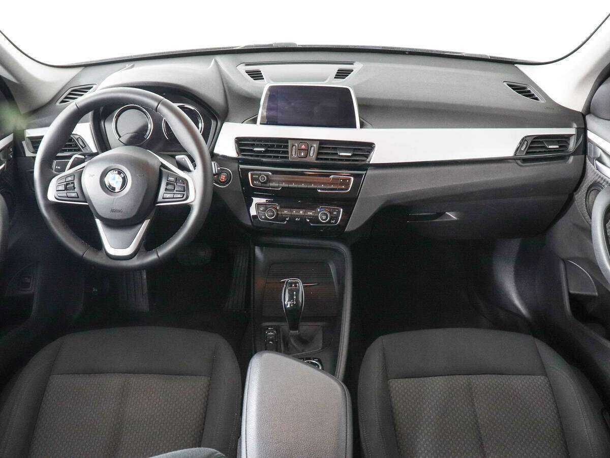 BMW X1 18d xDrive, 2019 Фото №8