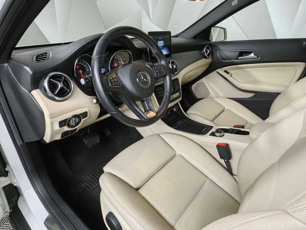Mercedes-Benz GLA 200, 2019 Фото №14