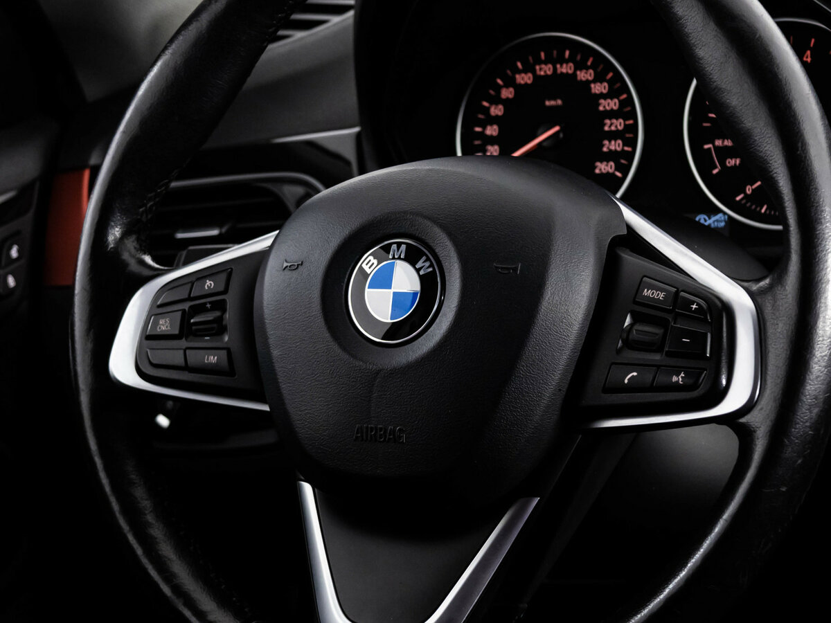 BMW X1 20i xDrive II (F48), 2017 Фото №9