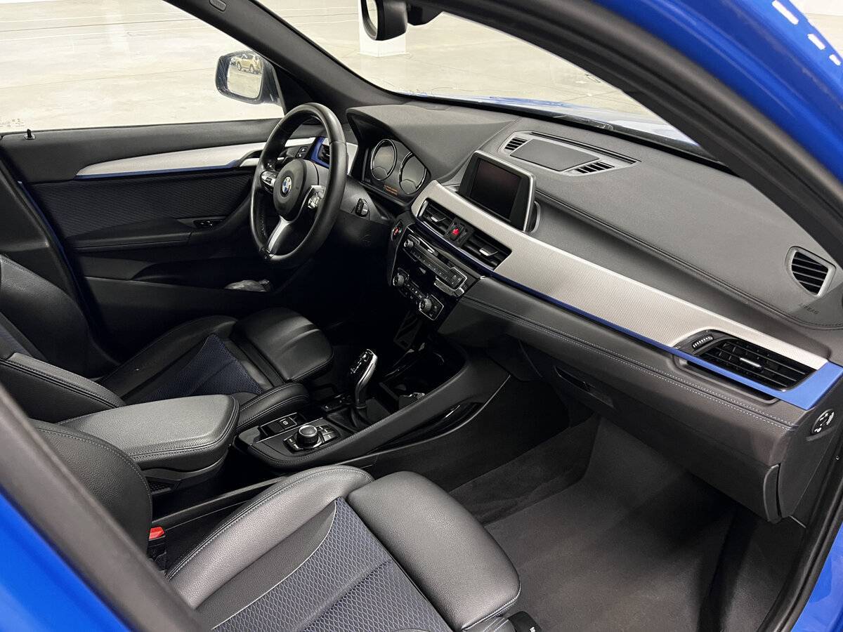 BMW X1 20i xDrive, 2019 Фото №11