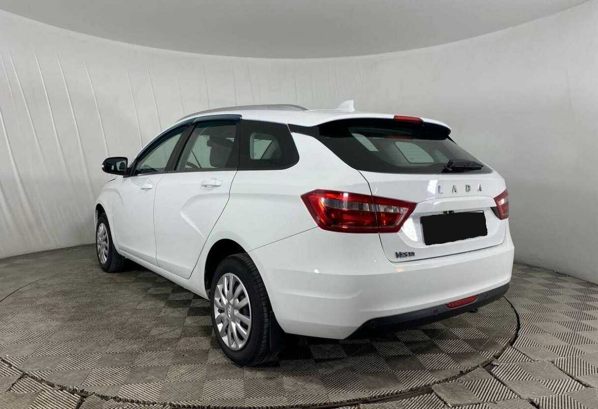 Lada (ВАЗ) Vesta SW, 2019 Фото №7