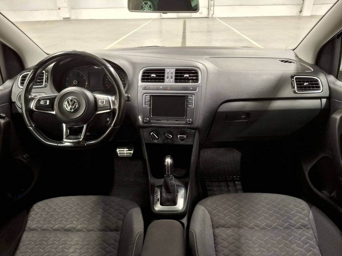 Volkswagen Polo V Рестайлинг, 2018 Фото №14