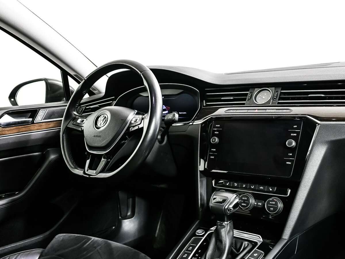 Volkswagen Passat, 2017 Фото №9