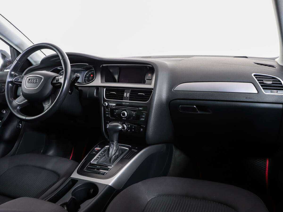 Audi A4, 2013 Фото №9