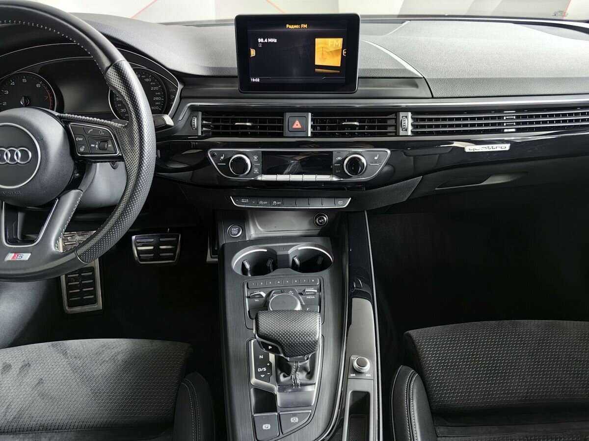 Audi A4, 2016 Фото №11
