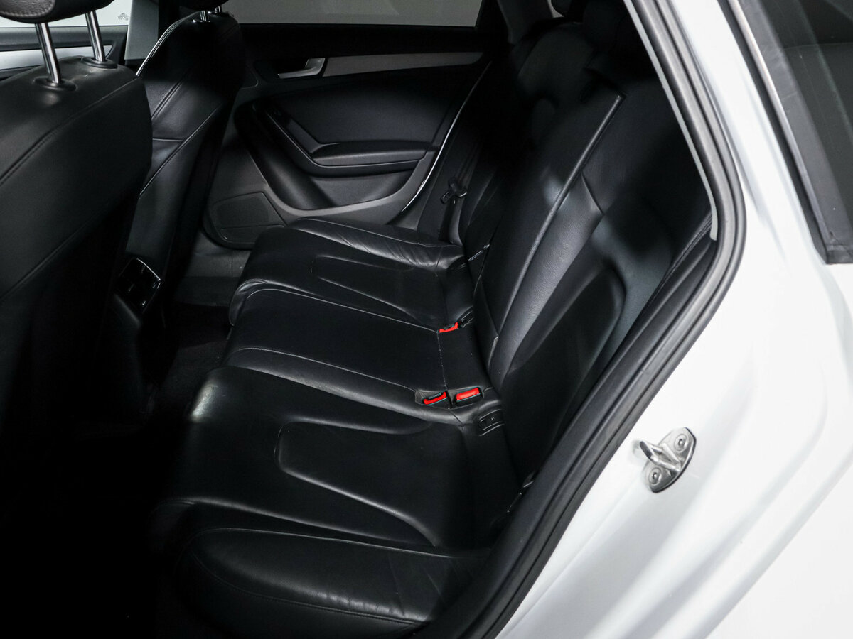 Audi A4 IV (B8) Рестайлинг, 2013 Фото №8
