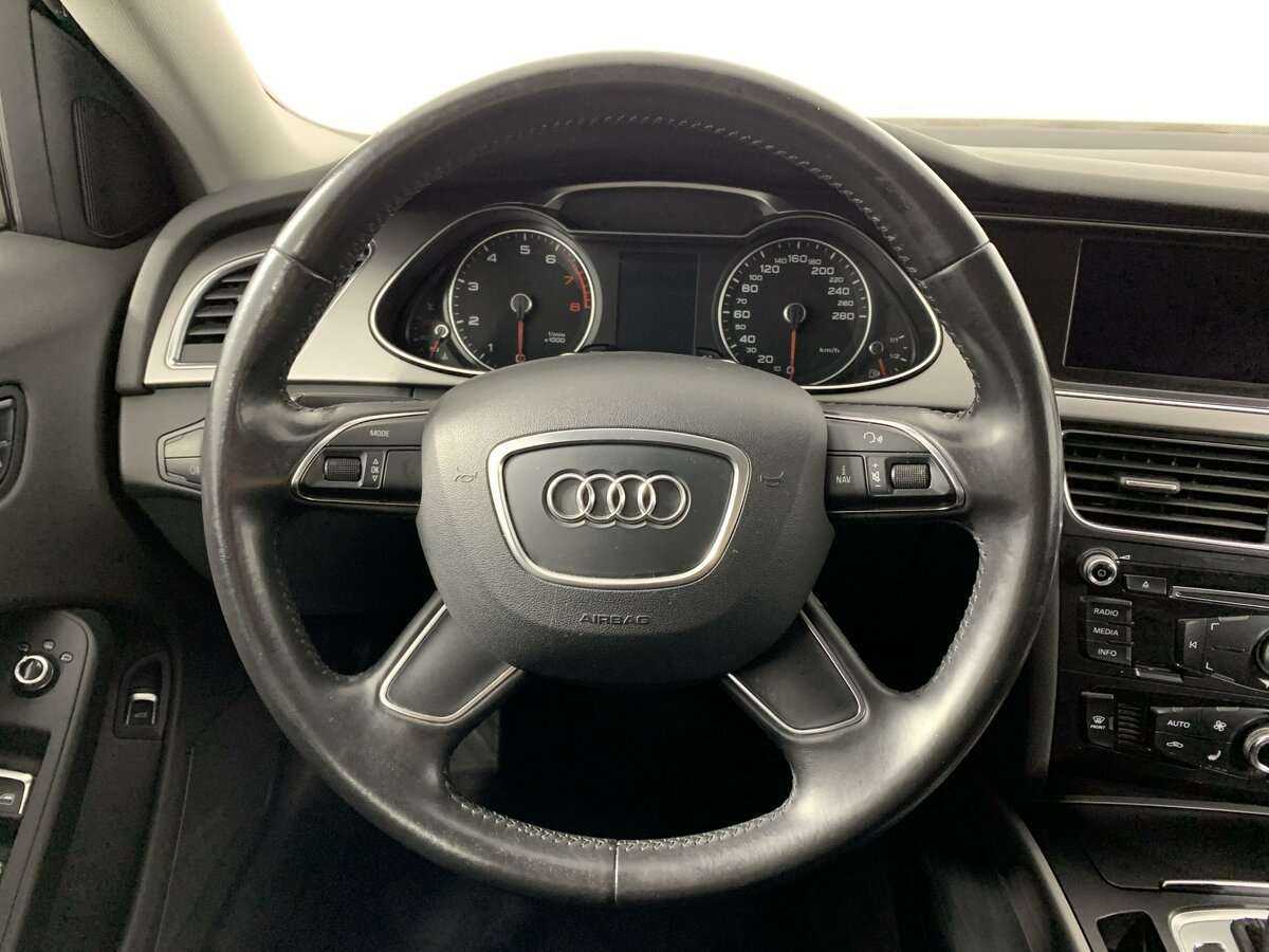Audi A4, 2013 Фото №18