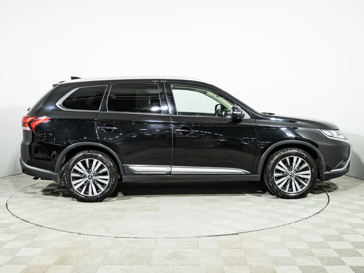 Mitsubishi Outlander III Рестайлинг 3, 2018 Фото №4