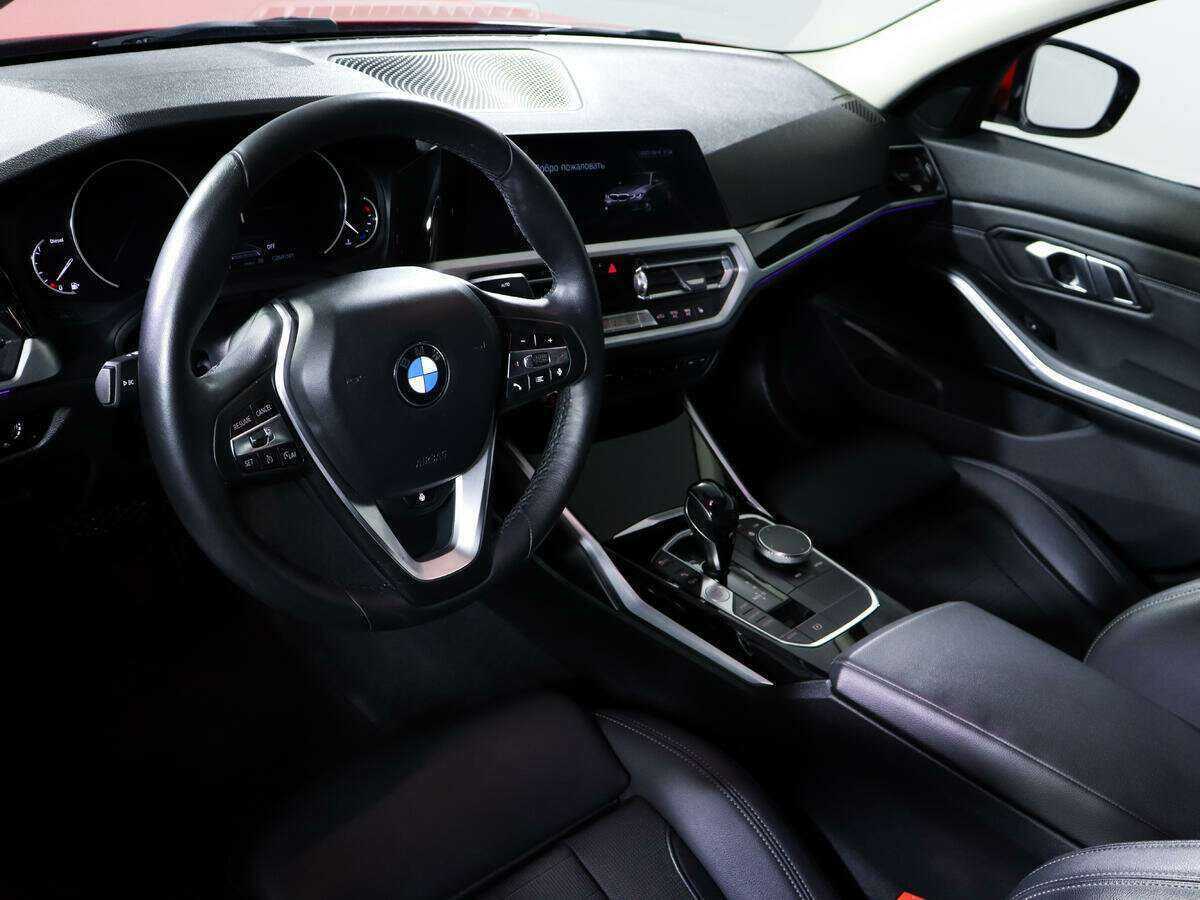 BMW 3 серии 318d, 2019 Фото №12