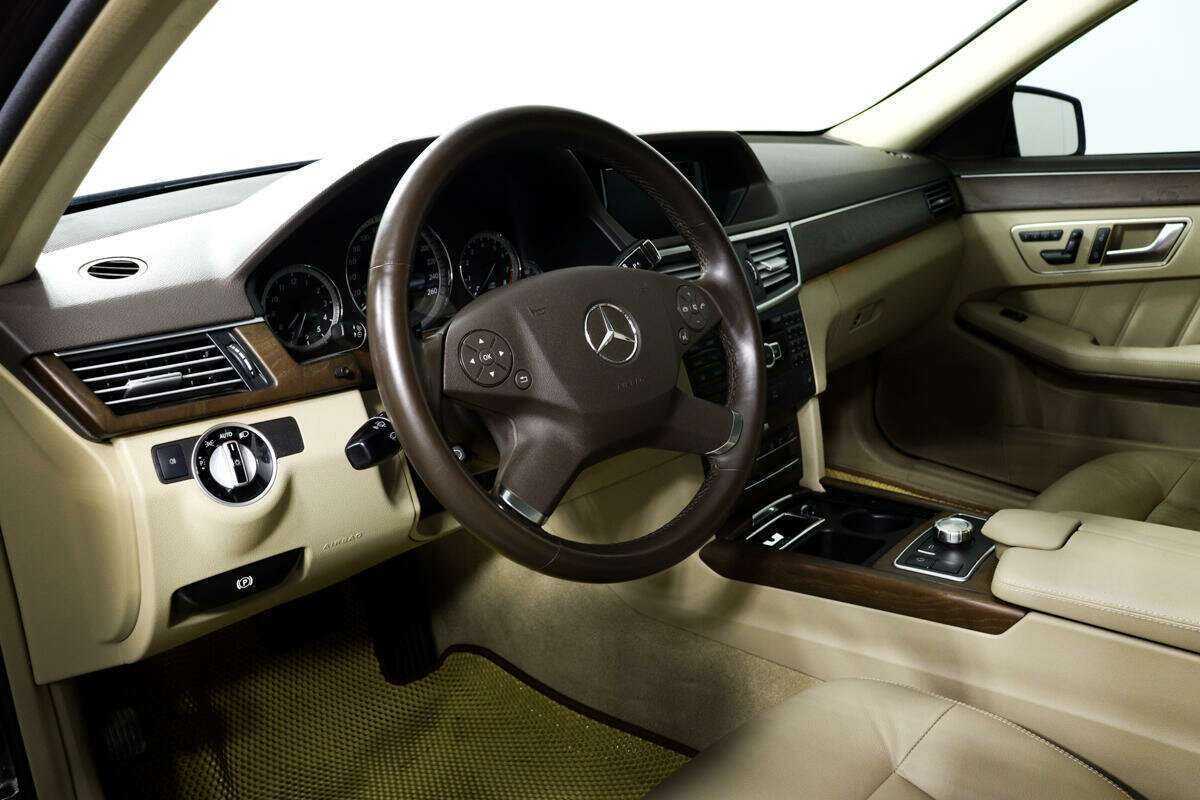 Mercedes-Benz E-Класс 350, 2012 Фото №13