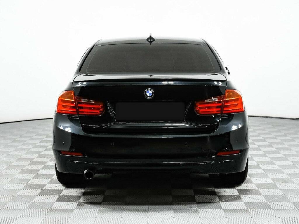 BMW 3 серии 316i, 2015 Фото №5