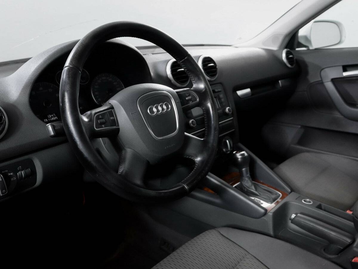 Audi A3 Sportback II (8P) Рестайлинг 2, 2012 Фото №10