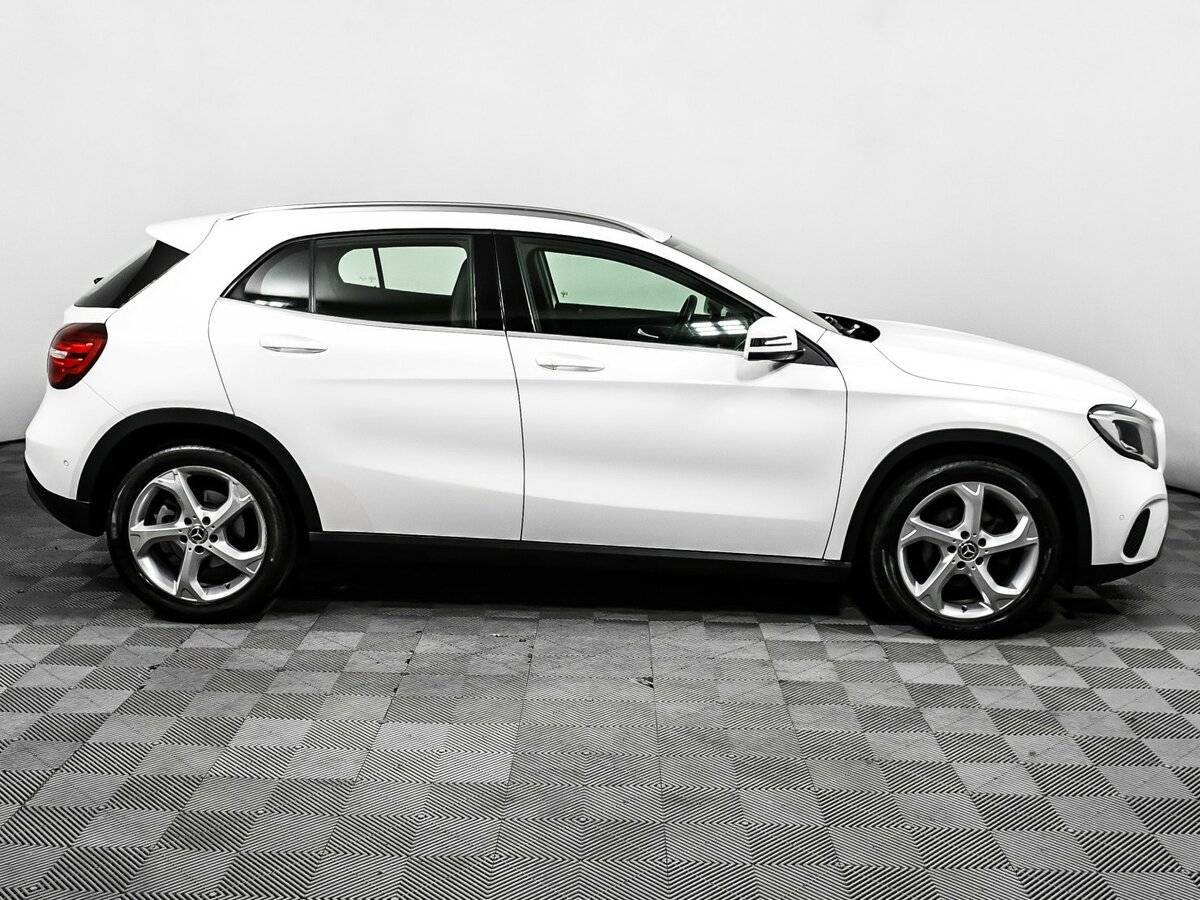 Mercedes-Benz GLA 200, 2019 Фото №4