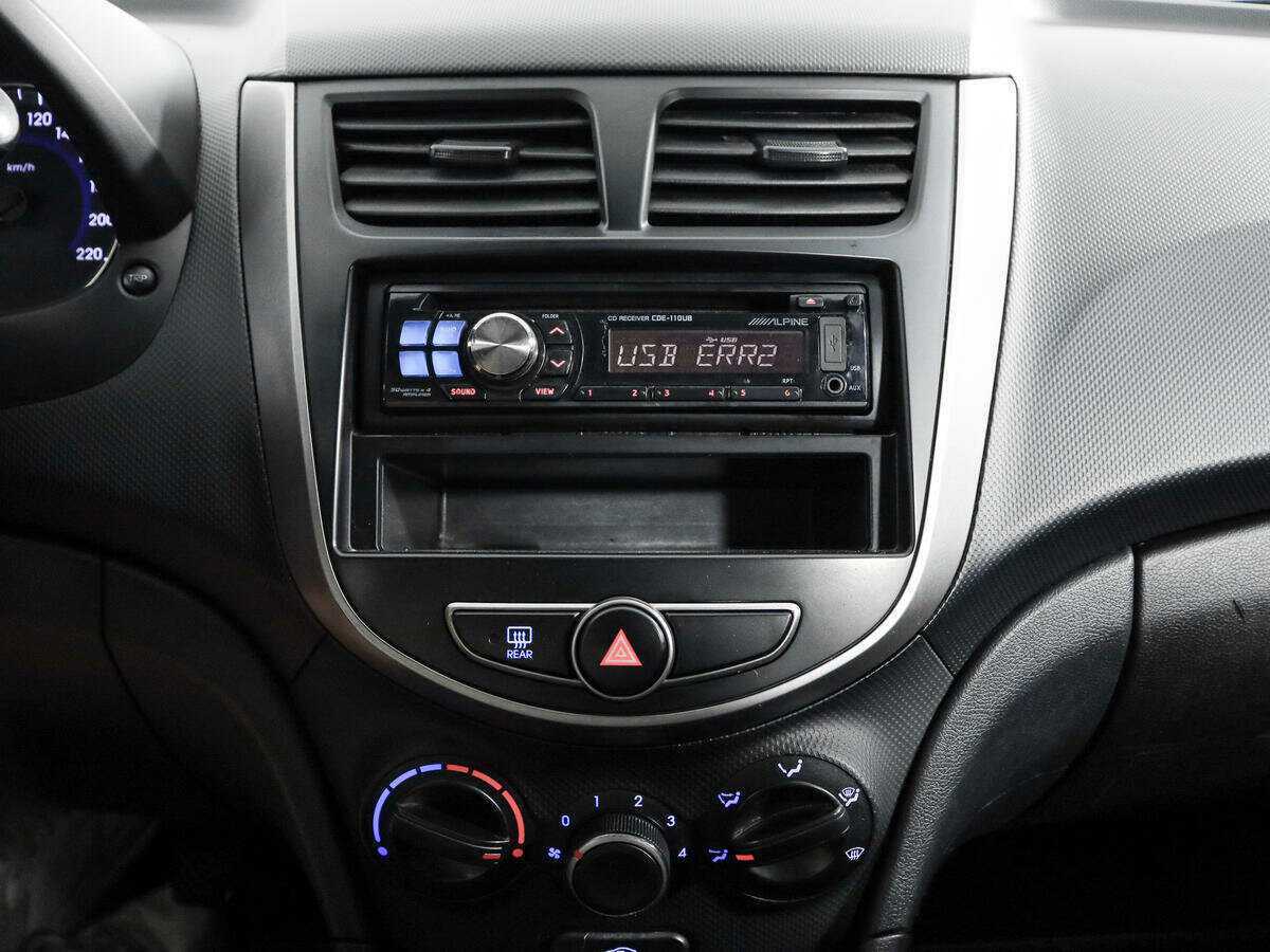 Hyundai Solaris, 2014 Фото №9