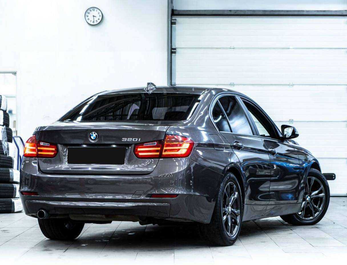 BMW 3 серии 320i, 2014 Фото №3