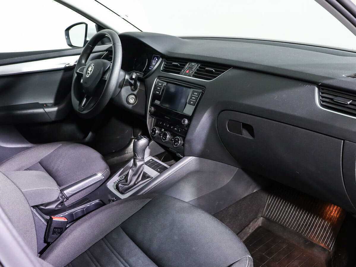 Skoda Octavia, 2019 Фото №9