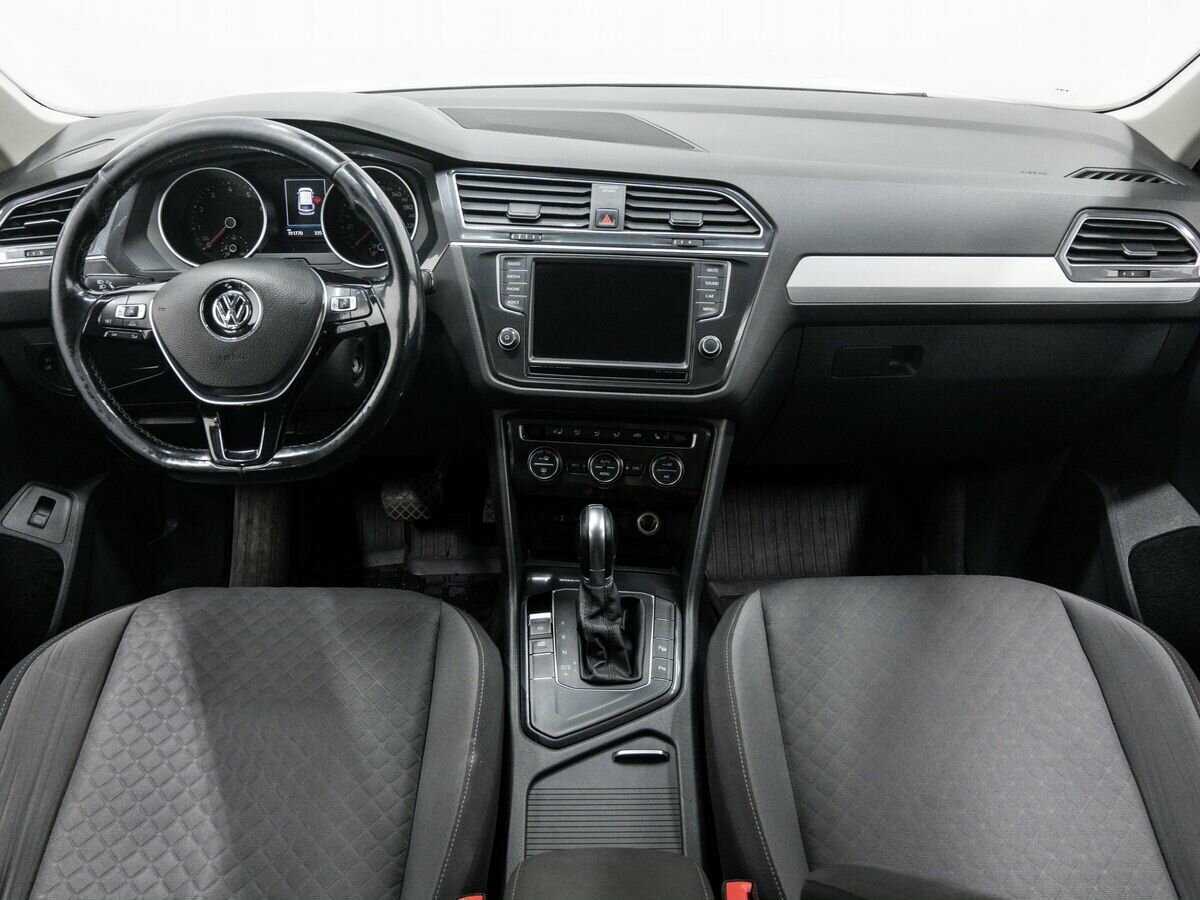 Volkswagen Tiguan, 2017 Фото №11