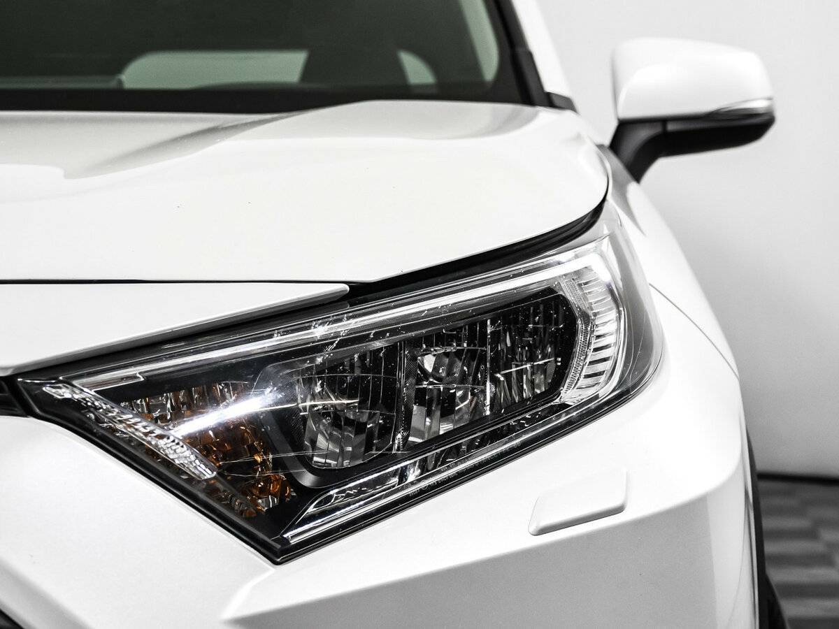Toyota RAV4, 2021 Фото №15