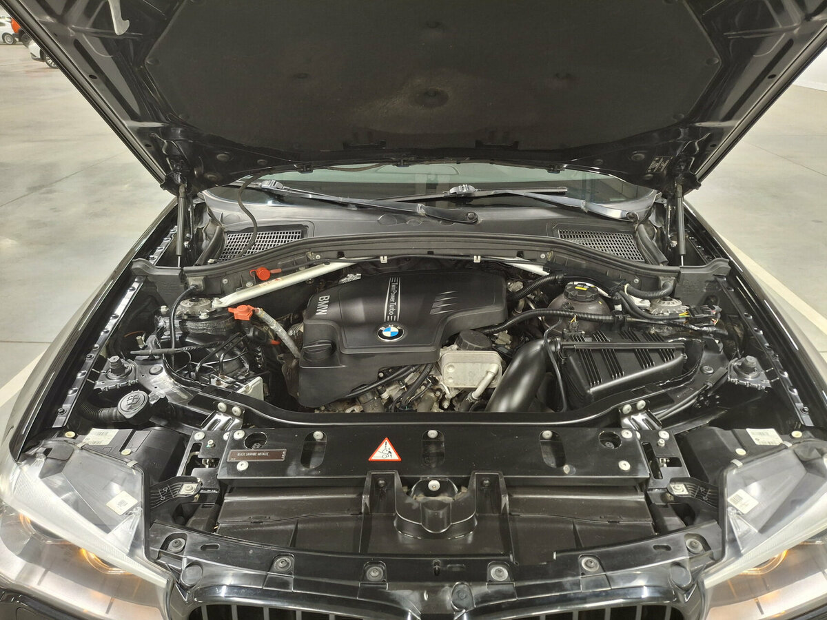 BMW X3 28i xDrive II (F25) Рестайлинг, 2015 Фото №9