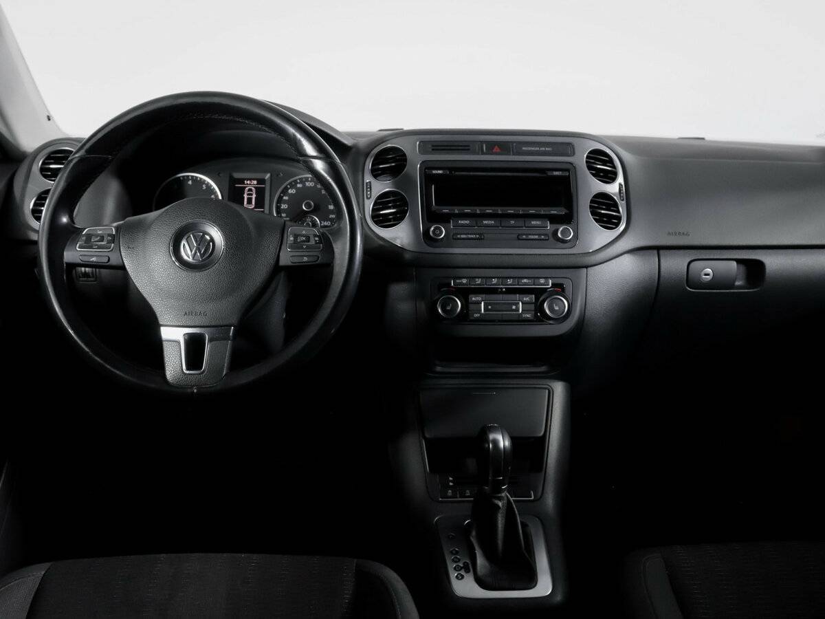 Volkswagen Tiguan I Рестайлинг, 2013 Фото №9