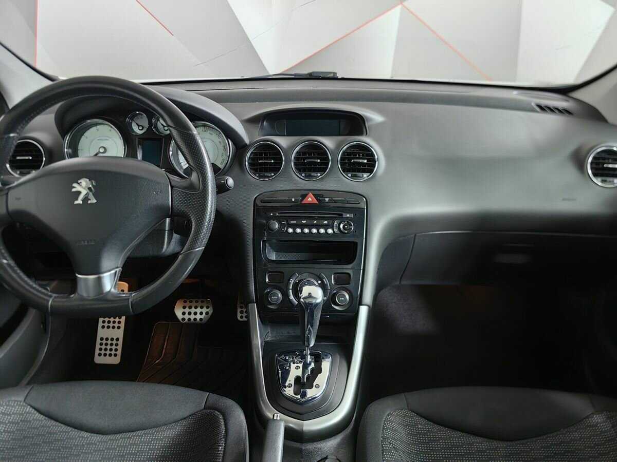 Peugeot 308, 2012 Фото №10