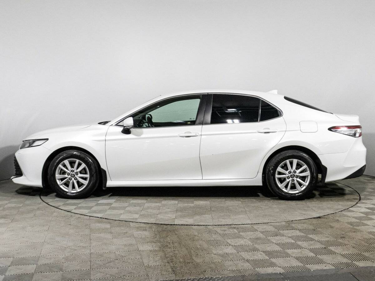 Toyota Camry, 2020 Фото №8
