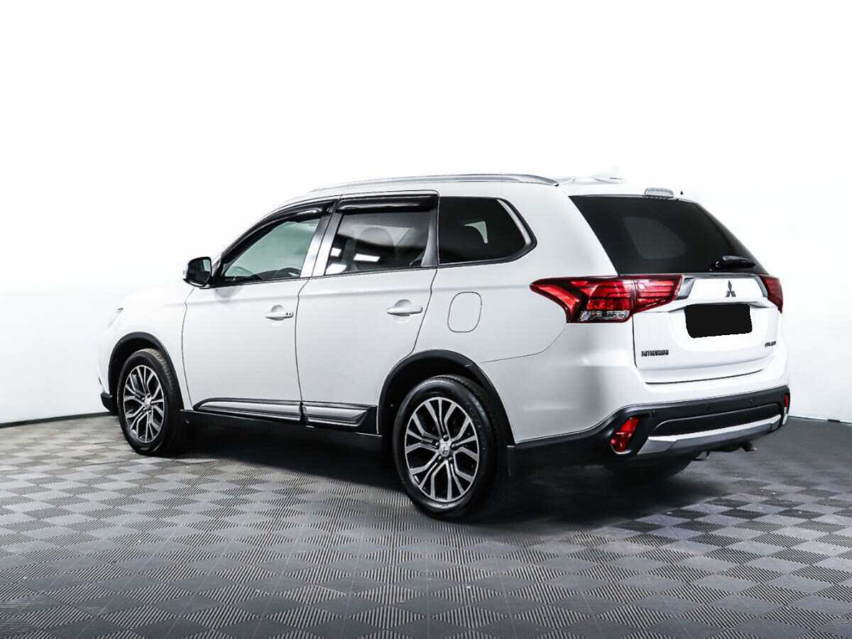 Mitsubishi Outlander, 2017 Фото №7
