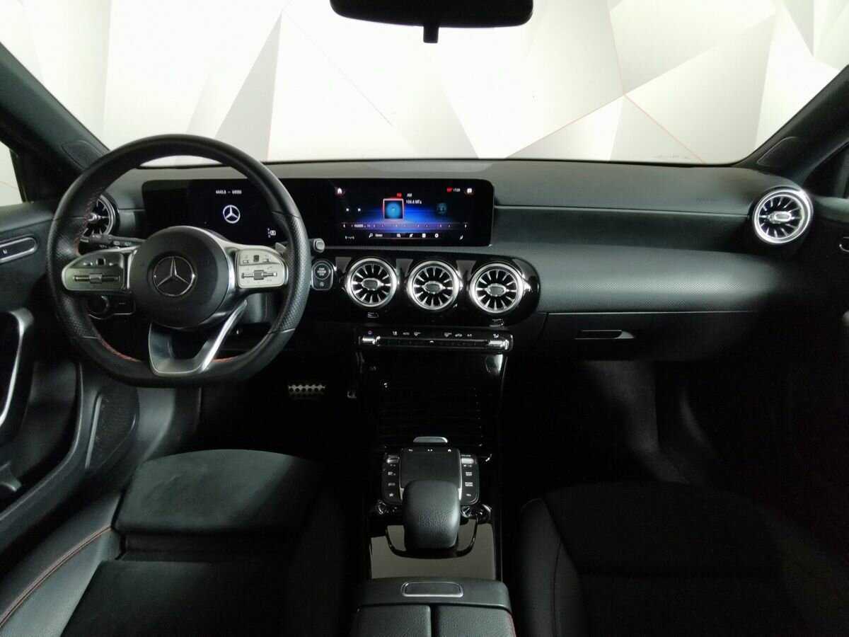 Mercedes-Benz A-Класс 200, 2021 Фото №10