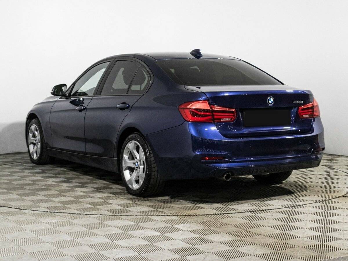 BMW 3 серии 318i, 2018 Фото №7