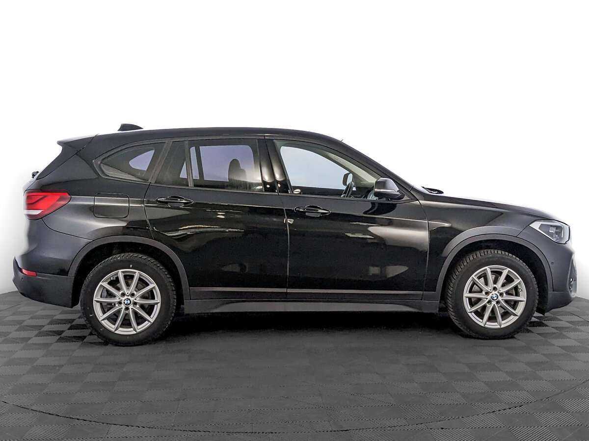 BMW X1 18i sDrive, 2021 Фото №4