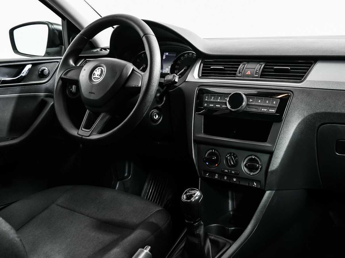 Skoda Rapid, 2017 Фото №9
