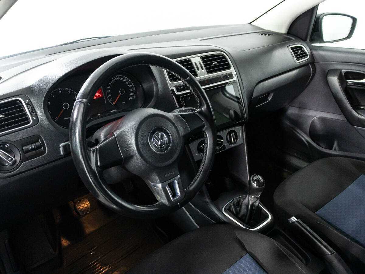 Volkswagen Polo, 2013 Фото №11