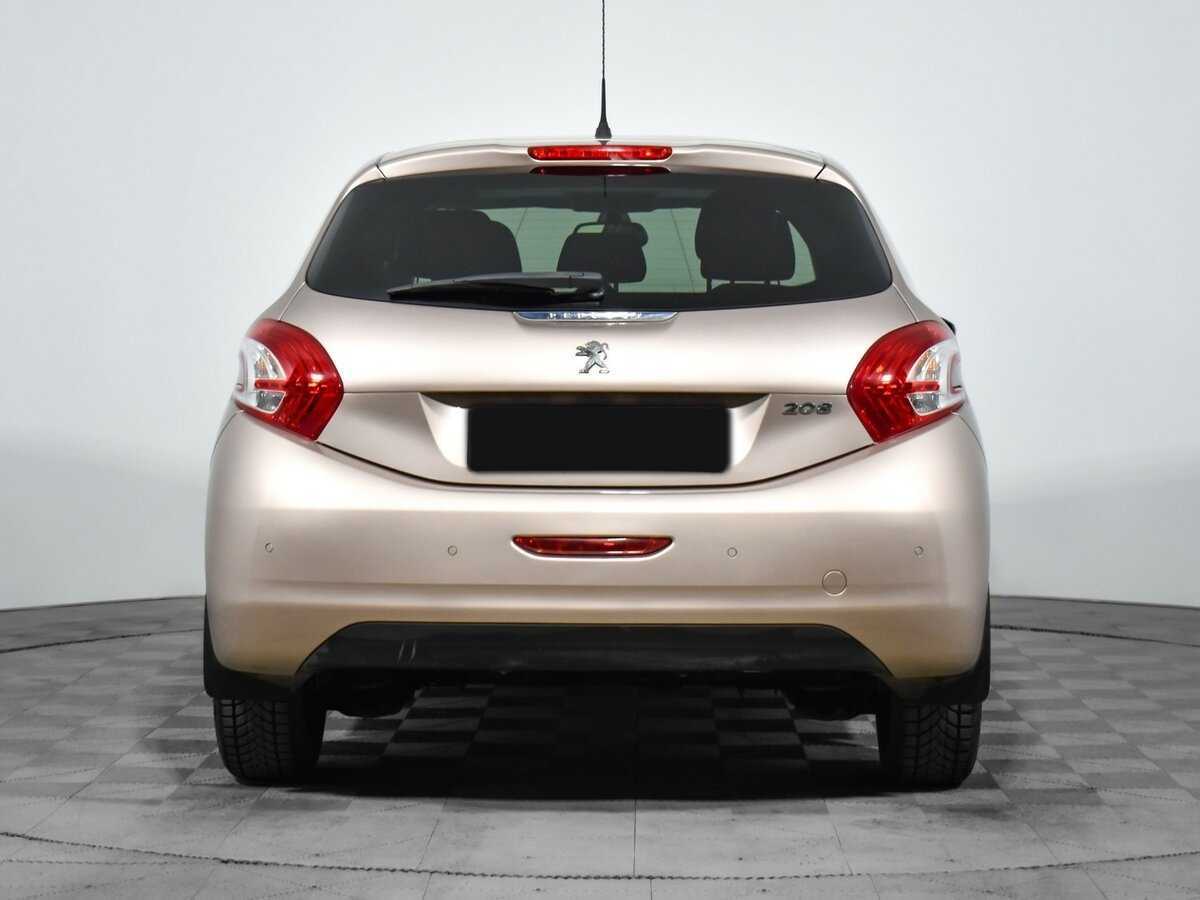 Peugeot 208, 2014 Фото №6