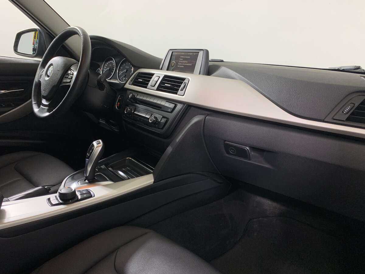 BMW 3 серии 316i, 2014 Фото №11