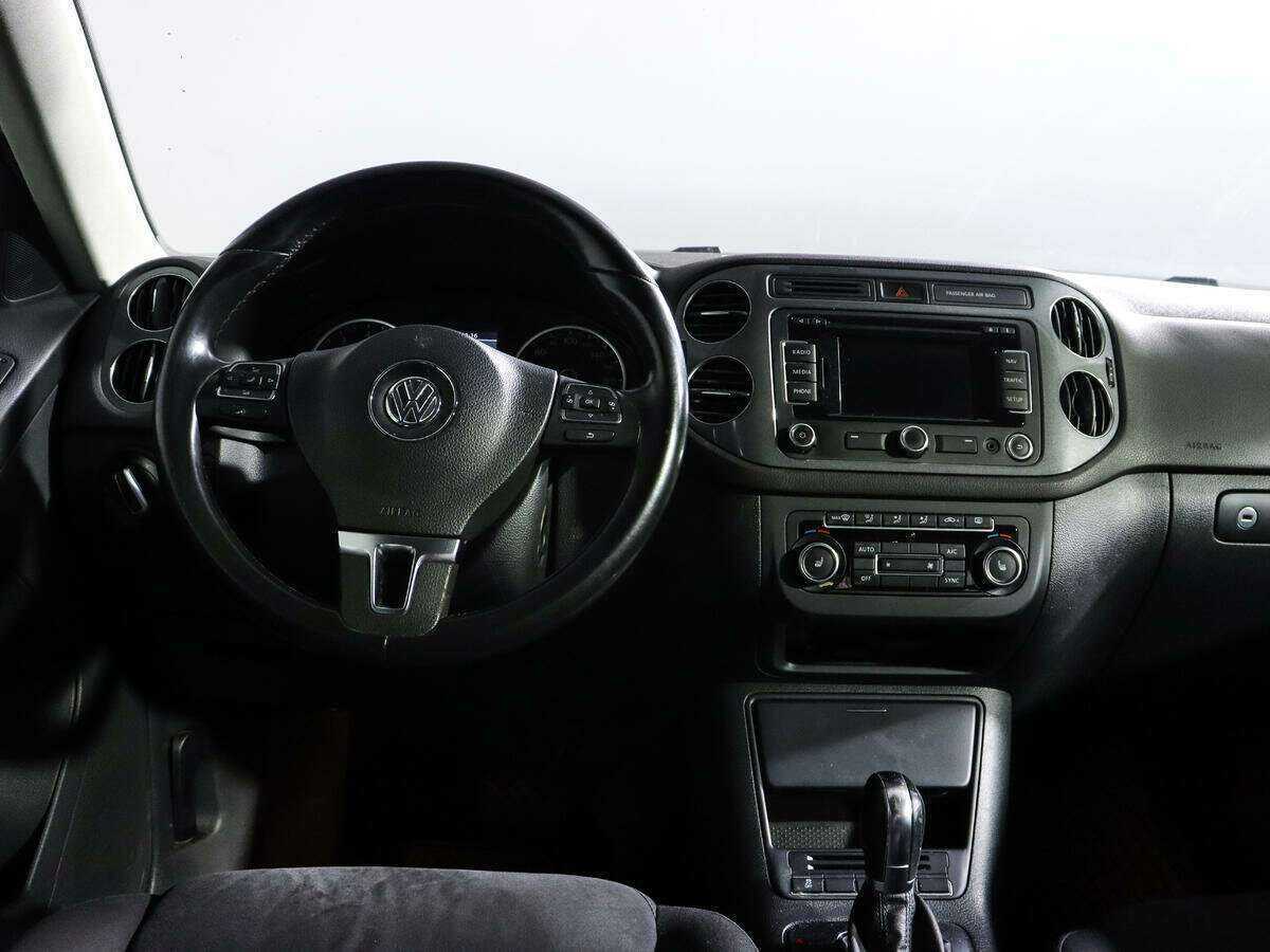 Volkswagen Tiguan, 2012 Фото №9